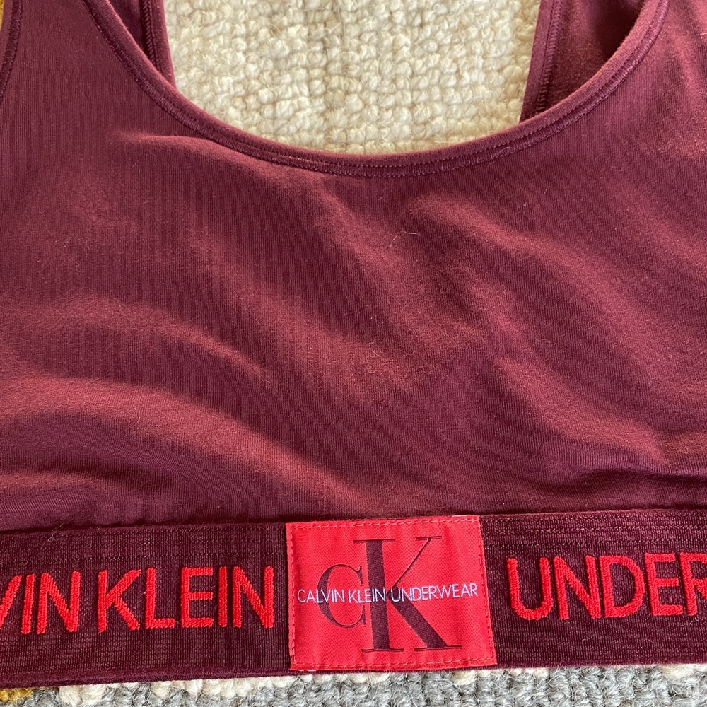 Calvin Klein Unlined Burgundy Bralette size large - Picture 5 of 5